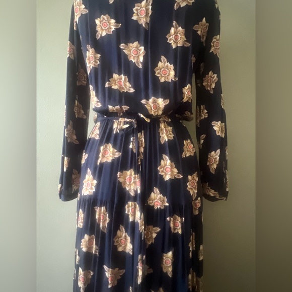 NWT Loft Floral Dress Navy Size ST - Picture 10 of 12